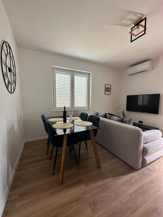 Apartment Tina Задар Екстер'єр фото