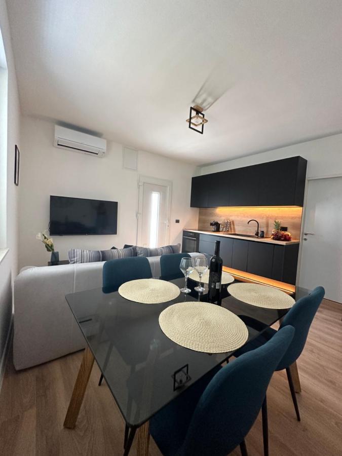 Apartment Tina Задар Екстер'єр фото
